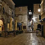 Vakantiehuis Three-bedroom In Blato (Korcula)