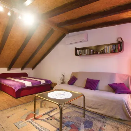Three-bedroom In Dom wakacyjny Blato (Korcula)
