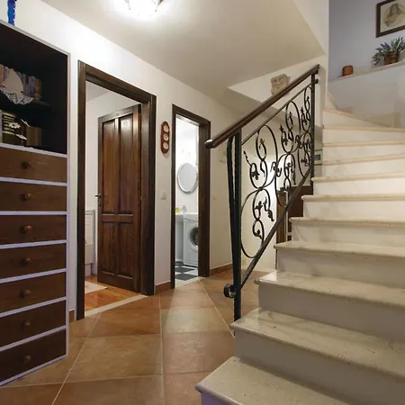 Dom wakacyjny Three-bedroom In Blato (Korcula)
