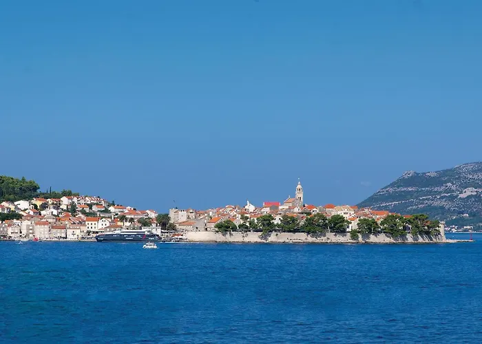 Three-bedroom In Feriehus Blato (Korcula)