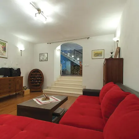 Дом отдыха Three-bedroom In